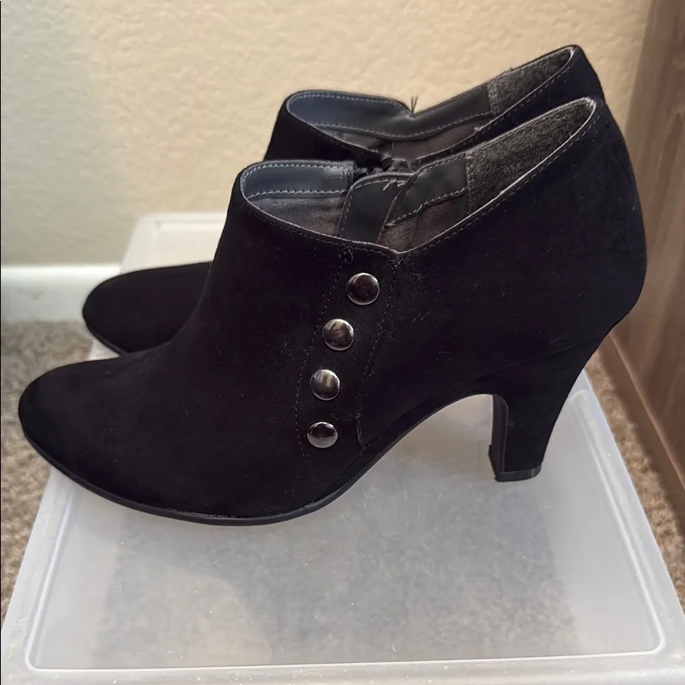 Like New - AEROSOLES Black Heeled Boots with Metallic Accents - Picture 3 of 5